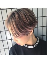 フラミューム 恵比寿(flammeum)&nbsp;ミヤザキスタイル    外ハネ刈り上げハンサムショート