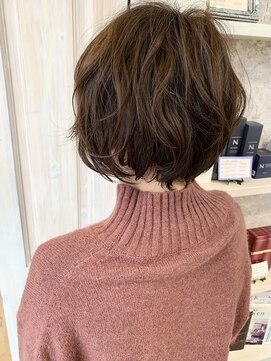 キャアリー(Caary) 福山　ショートヘア、ショートボブ大人気パーマスタイル