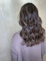 アンダーバーホワイトモデ 河内長野(_WHITE mode)&nbsp;☆ グレージュハイトーンハイライト