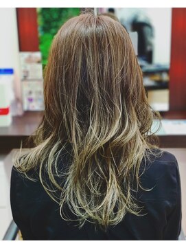 フレンズ 環状通東店(friend's) グレージュグラデーションカラーセミロングヘア