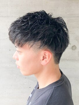 ビューティーデザイン ルクソー(LUXUEUX) 20代30代40代メンズツーブロック刈り上げビジカジオシャレ感