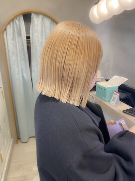 ロンドアジュール 横浜(Lond azur) ハイトーンペールカラー×切りっぱなしボブ【久保田夢美】横浜