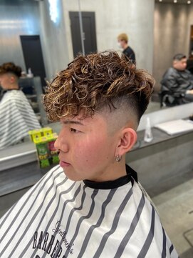 エフエム 明大前(FM) バーバー　刈り上げショート/メンズ/フェードカット