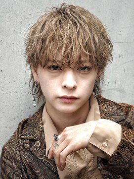 アルファ 新宿(alpha) フェザーパーマ/刈り上げセンターパート/サーフカール[新宿]