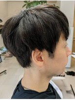 グラムゼロ&nbsp;メンズのナチュラルツーブロックスタイル