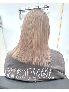 ワク(waku) ホワイトベージュ/ブリーチ