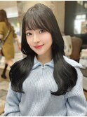ふんわりミディアムシースルーバング大人かわいいレイヤー