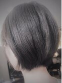 ショートボブ　パールアッシュ
