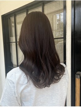 ソロ(SOLO)の写真/【大人女性が求める”キレイ”を叶えるサロン】髪に悩む大人女性の綺麗を応援◎丁寧なカウンセリングが好評