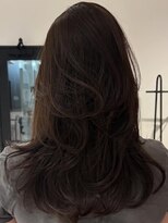 アーバン(URBAN.)&nbsp;柔らかく動くハイレイヤーカット