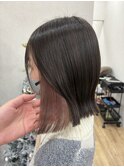 ボブ×インナーカラー