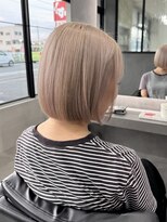 トーン(tone) ホワイトベージュ/ブリーチ2回~/ハイトーンボブ/ベージュカラー