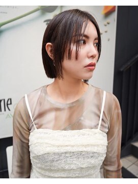 ビファインクーアヴェダ(Be fine coo AVEDA) ステップカット　顔周りぷつっとカット