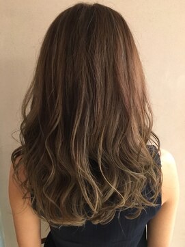 ロンド 銀座(Lond) 赤みのないオシャレカラー　担当川瀬賢翁