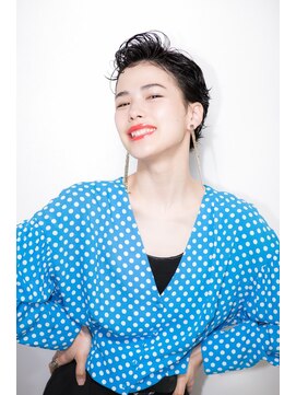 ボンヌーベル 【Bonne Nouvelle】カジュアルウェーブ・ノーブルショート