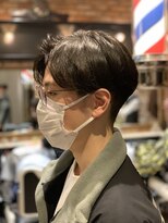 ヒロギンザバーバーショップ 丸の内店(HIRO GINZA BARBER SHOP)&nbsp;前下がりセンターパート　東京/大手町/丸の内