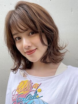 ビュートリアム 南青山(BEAUTRIUM) ミディアムレイヤー 顔まわりレイヤー 大人可愛い 20代30代40代