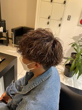 ホル(HOL) 波巻きパーマ