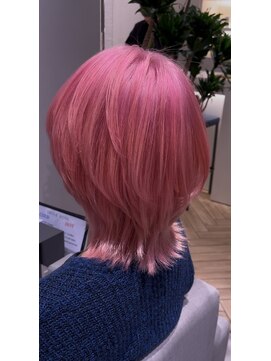 ステア ケース(stair case) ハイトーンウルフピンク