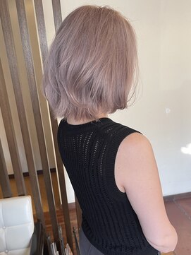 ダアッカ(da acca) 寒色ブロンドベージュ