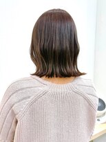 セイドット オモテサンドウ(Say. omotesando)&nbsp;Say.切りっぱなしボブ外ハネボブ暗めカラーオリーブグレー韓国風