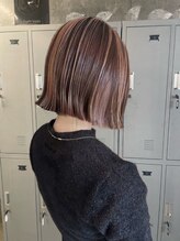 ウード(OUD) 大人のアンブレラカラー×切りっぱなしボブ