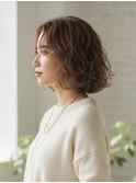 #20代30代ミディアムレイヤーボブハード強めプードルパーマ
