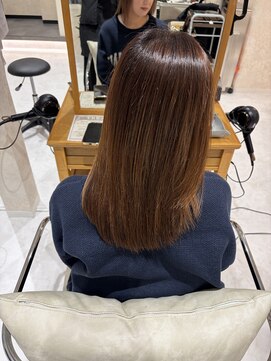 エンヴィー(ENVY) ブリーチあり柔らかオイル縮毛矯正