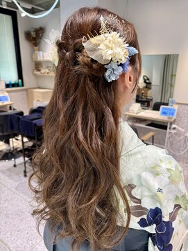 ゼストソエル(ZEST soell) ハーフアップ　卒業式　アレンジ　コテ巻き【立川/soell/水島】