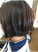 襟足短めスッキリボブ