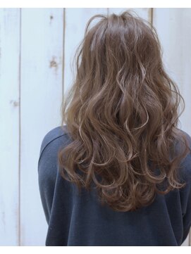 バレーチェア(valley chair) [バレーチェア]横顔美人な波巻きウェーブロング☆