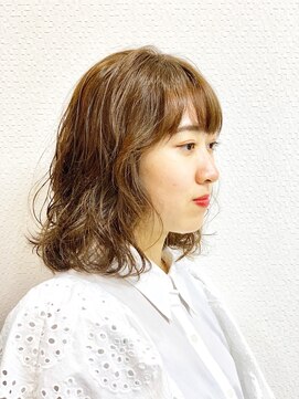 ル・チェ(LU.CE) 透明感スタイル