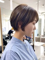 エリマ 調布(elima)&nbsp;大人かわいい丸みショート イルミナカラー 透明感ベージュ◎