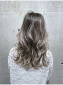 ホワイトブロンド バレイヤージュ♪【OAK中目黒】