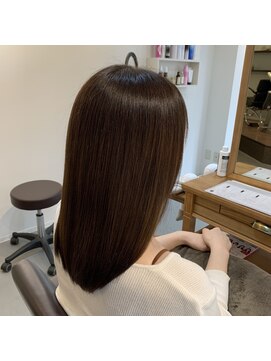 アンクル(ancre) ツヤ髪×ミディアム×アッシュベージュ×髪質改善トリートメント