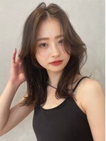 ノイ(noi)&nbsp;顔周りレイヤーカットくびれヘアミルクティーベージュカラー