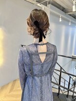 ヌープヘアーアイス(NUUP.hair ici)&nbsp;20代30代40代◎結婚式アッシュカラーこなれ大人まとめ髪シニヨン