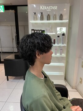 アイズ 海老名(AIZU) ツイストスパイラルパーマ　ウルフカット　ツイストパーマ　眉毛