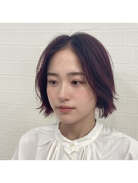 カッシーニ 澄川店(CASSINI) 毛先パッツンボブｘチェリーレッド、ノーブリーチ