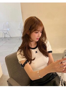 ラル 立川(lar) くびれレイヤミディアム_メルティカラー似合わせカット