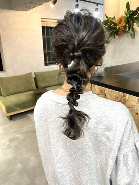 サニーサイドサロン(SUNNY SIDE SALON) ローポニー/アクセサリー/たまプラーザ