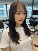 アメリ バイ アピッシュ(Amelie by apish) なみまきパーマゆるめパーマセミロングデジタルパーマ