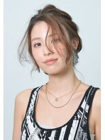 ロアーヘアーリム(RAWR hair RIM)&nbsp;【RAWR】パーティー三つ編み二次会ゆるふわ巻き　お呼ばれヘア