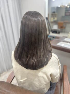 オリーブブラウン