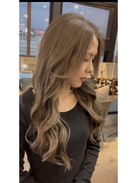 リア 近鉄八尾店(Lia) wカラー☆