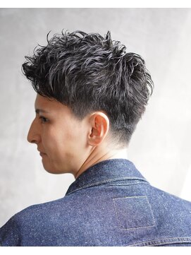 トゥーリ(tuuli) ビジネスショート/刈り上げ/ニュアンスパーマ
