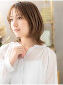 ミルクティーベージュブリーチなしハッシュレイヤーボブ20代c8