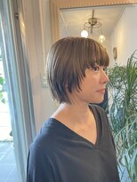 ベイエルム(Bay elm.)&nbsp;顔周りレイヤーとベージュカラー