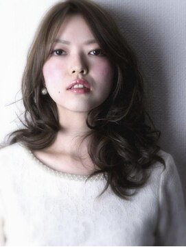 アトリエ エクリュ(Atelier ecru) 【ecru's style】しなやかな強さを