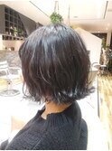 切りっぱなしショートボブ